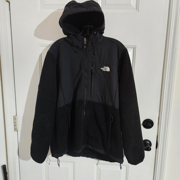 The North Face Womens Denali Black Fleece Jacket With Hood - Picture 8 of 9